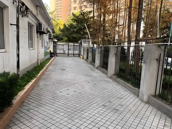 户口下了_姜文被困在一个什么东西里 一个什么东包含特色服务